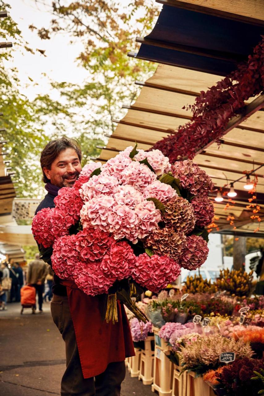 Paris Chic, Paris flowers, Avenue du President Wilson