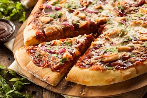 Homemade Barbecue Chicken Pizza Bordeaux Pairing | Winetraveler.com